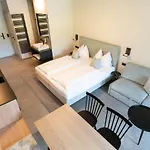 Hotell & Weiden 4*
