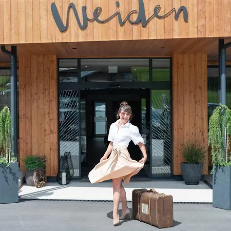 Apart & Suiten Hotel Weiden 4*
