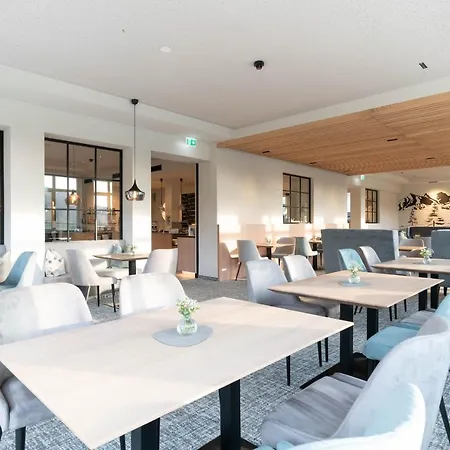 & Weiden Hotell 4*
