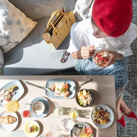 Hotell & Weiden 4*